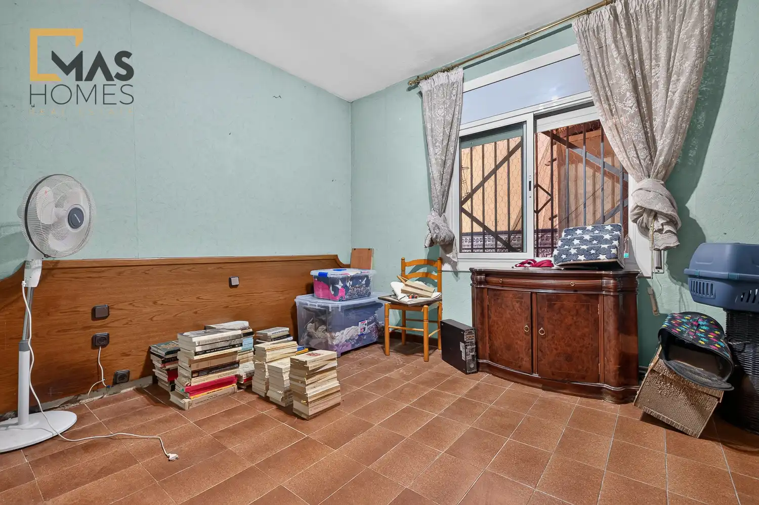Dormitori de Casa o xalet en venda en Castellar del Vallès amb Calefacció, Jardí privat i Traster