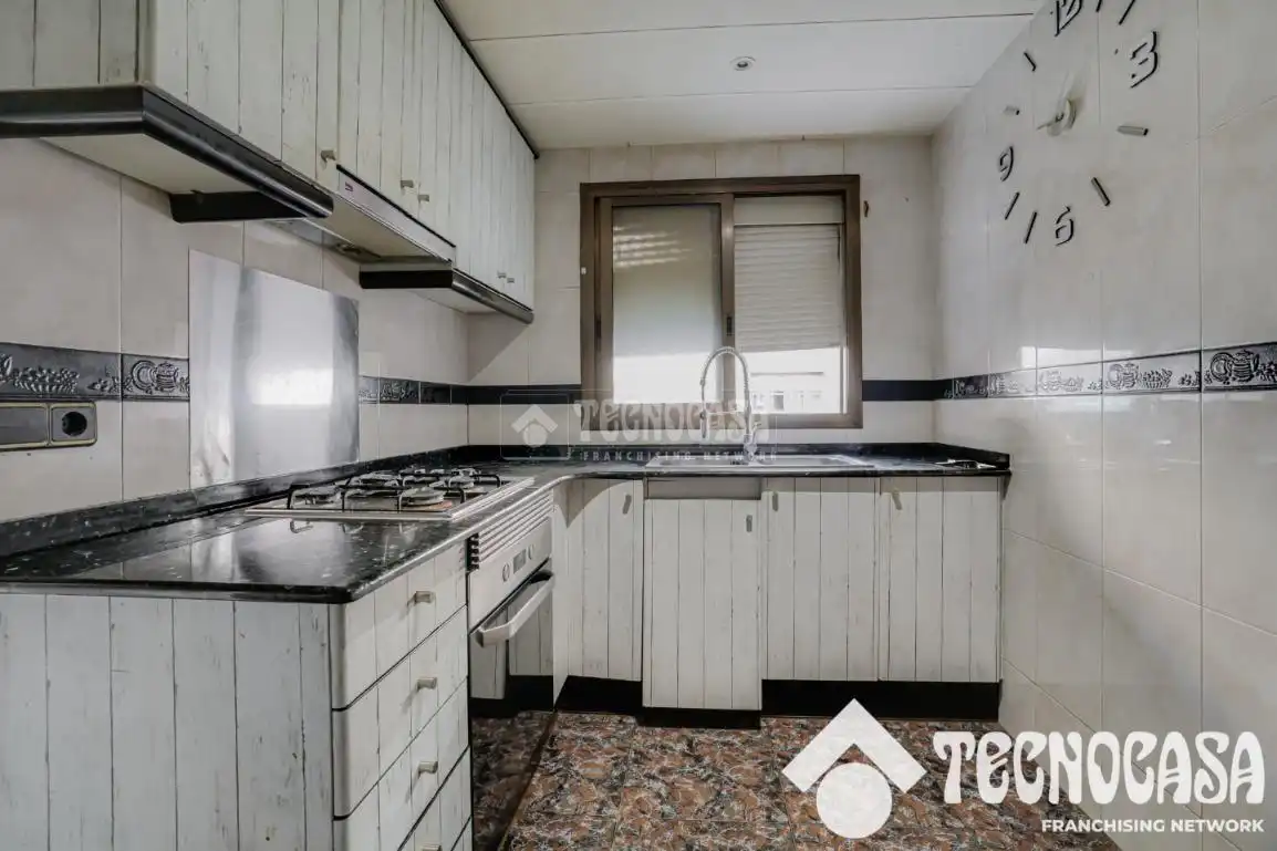 Cocina de Piso en venta en El Prat de Llobregat
