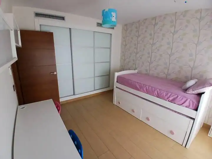 Habitación de Casa o chalet de alquiler en Casabermeja con Aire acondicionado, Jardín privado y Piscina