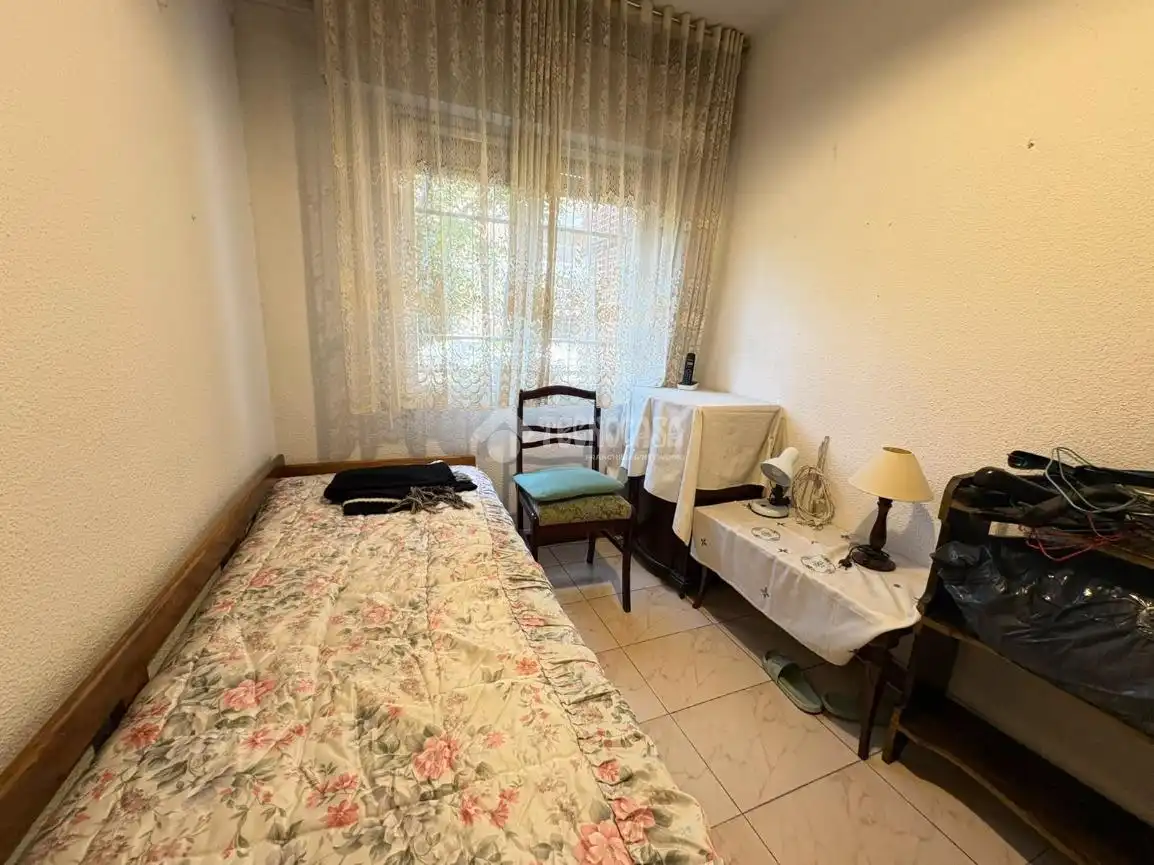 Bedroom of Flat for sale in Madrid  with Air Conditioner and Heating