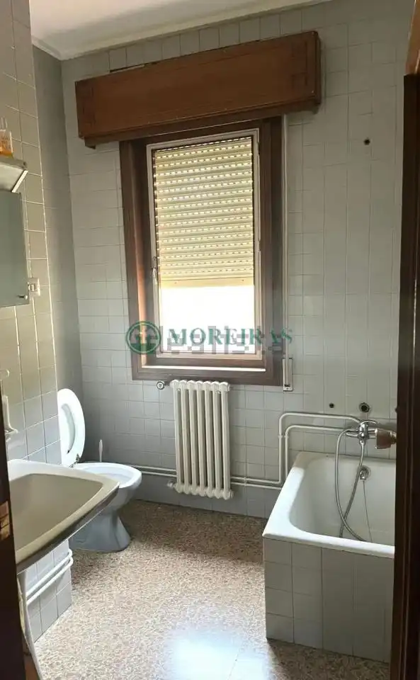 Baño de Casa o chalet en venta en Ourense Capital  con Calefacción y Jardín privado