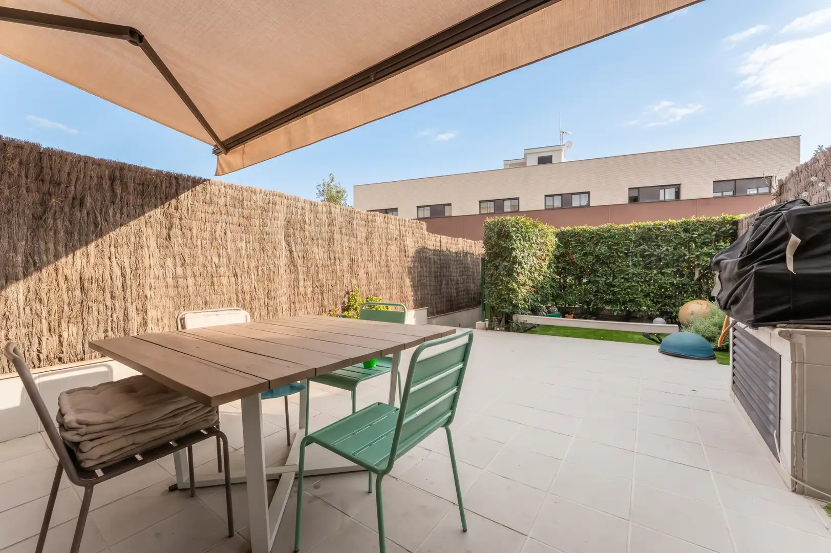 Terraza de Planta baja en venta en L'Ametlla del Vallès con Aire acondicionado, Calefacción y Jardín privado