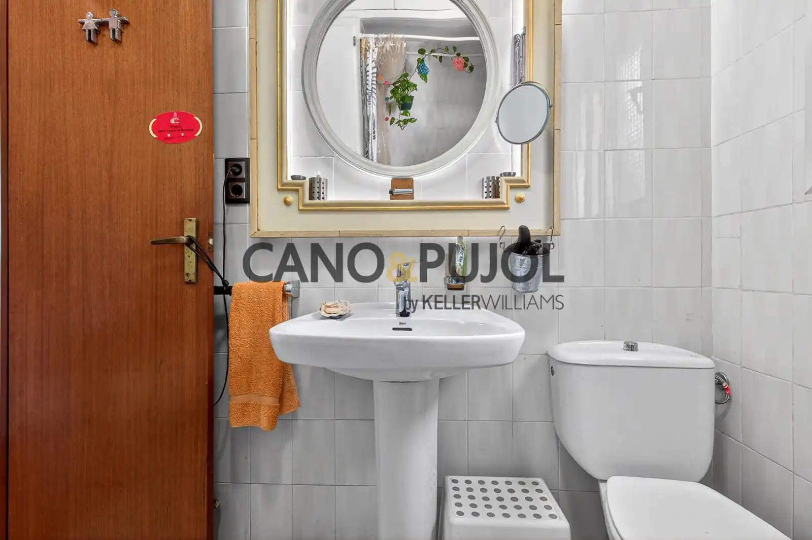 Baño de Piso en venta en Barcelona con Calefacción