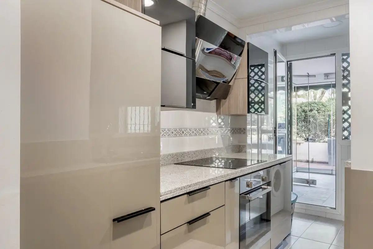 Apartament amb ascensor en venda a Nueva Andalucía, imagen 6