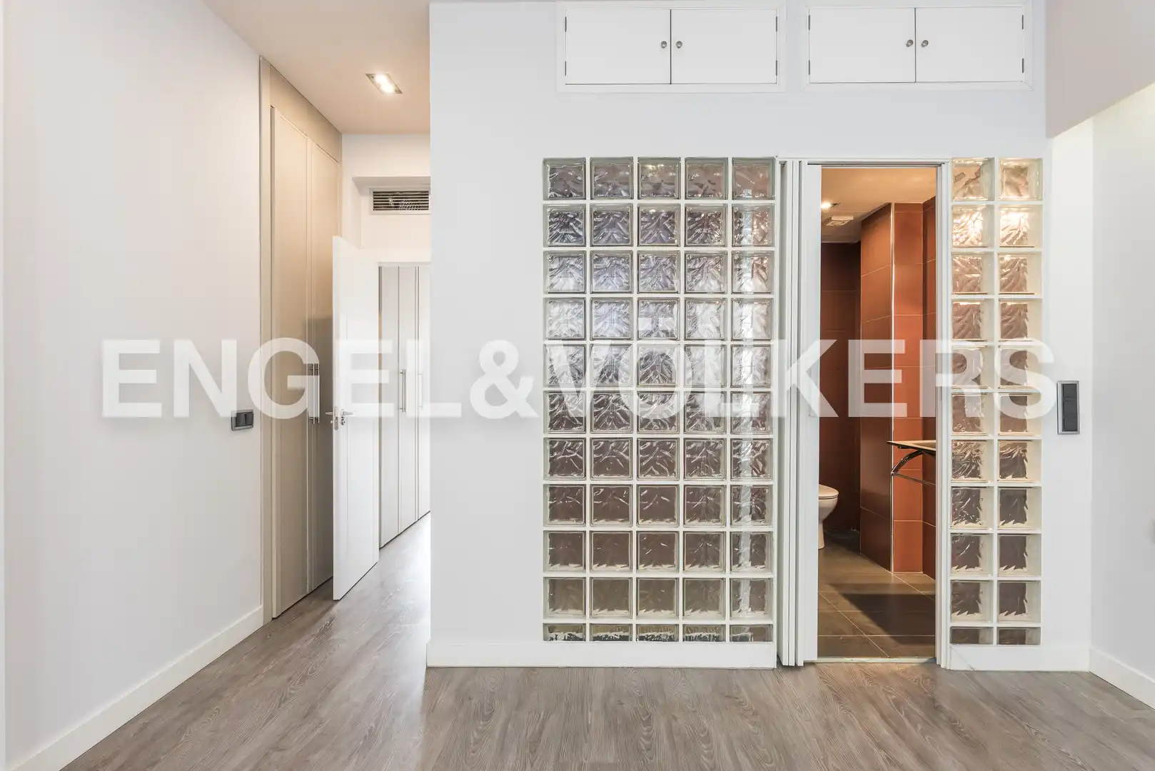 Wohnung zur Miete in Madrid mit Klimaanlage, Heizung und Terrasse