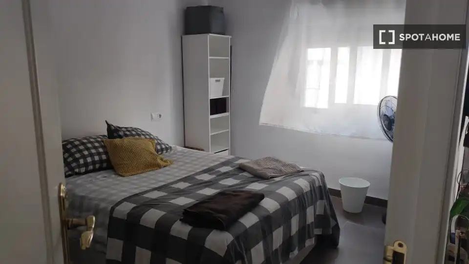 Schlafzimmer von Wohnungen zur untervermieten in Málaga mit Klimaanlage, Heizung und Terrasse