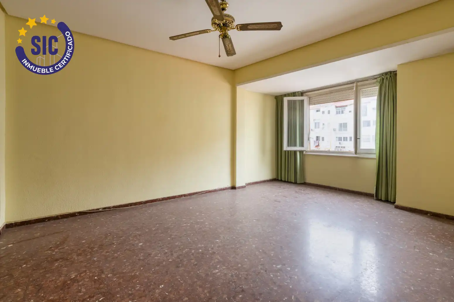 Living room of Flat for sale in Valencia