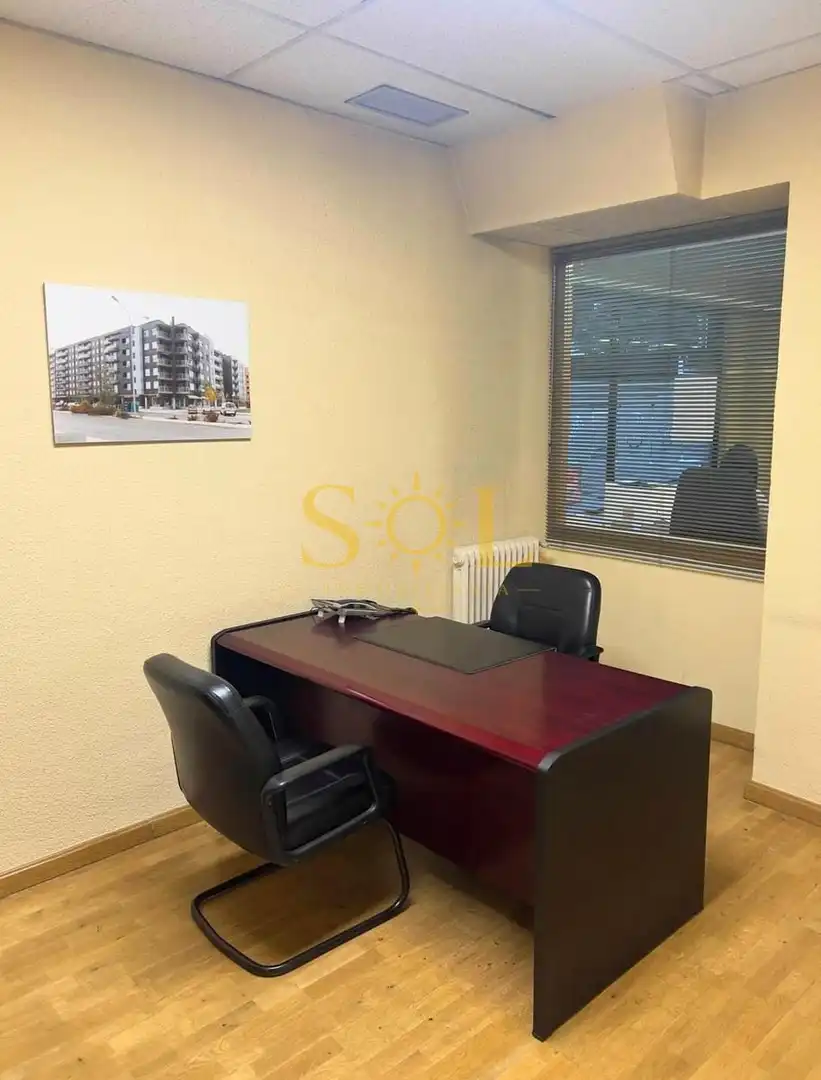 Ufficio con terrazza in vendita a Calle Covadonga 5, imagen 17