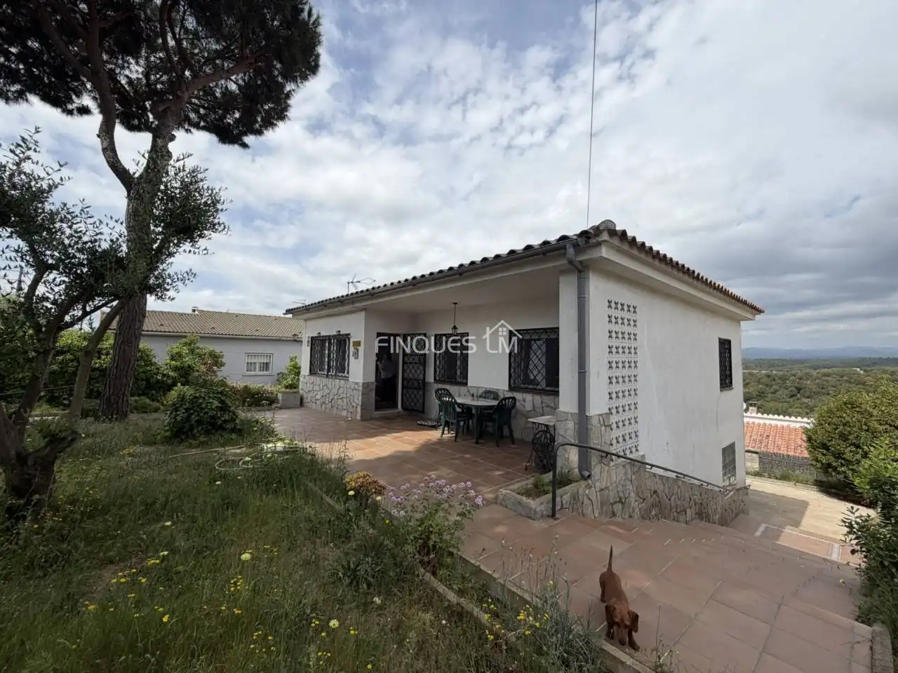 Vista exterior de Casa o xalet en venda en Tordera amb Calefacció, Jardí privat i Parquet
