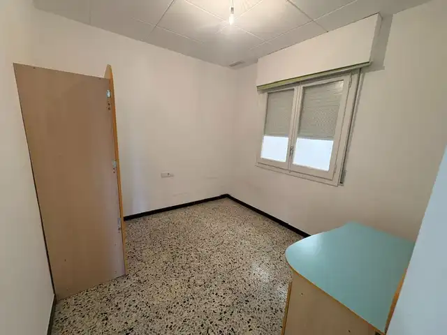 Habitación de Ático en venta en Sabadell con Aire acondicionado, Trastero y Horno