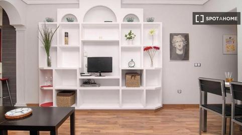 Photo 3 of Apartment to share in Pacífico,  Madrid Capital