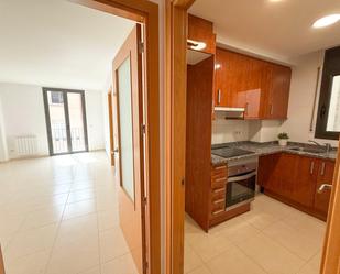 Cuina de Apartament en venda en Figueres amb Calefacció, Terrassa i Balcó