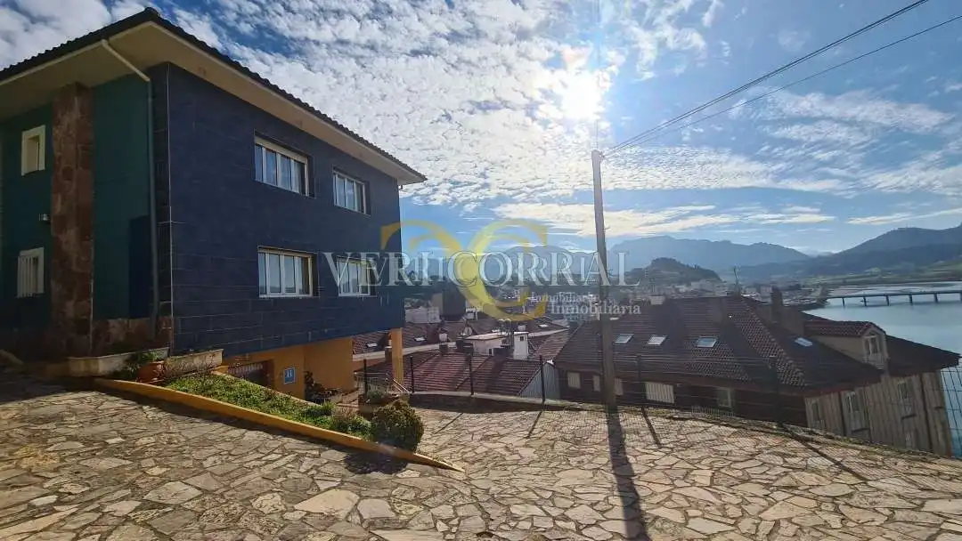Gebäude zum Verkauf in Calle del Corbero Guía, Ribadesella