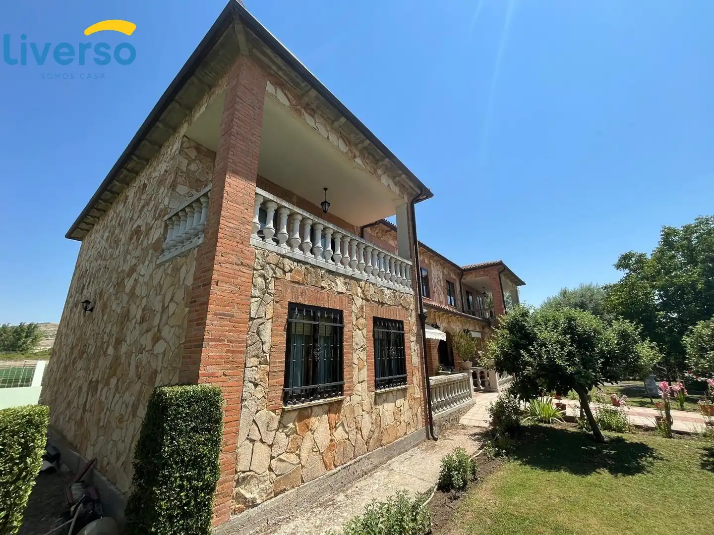 Exterior view of Houses for sale in Los Balbases   with Heating, Private garden and Terrace