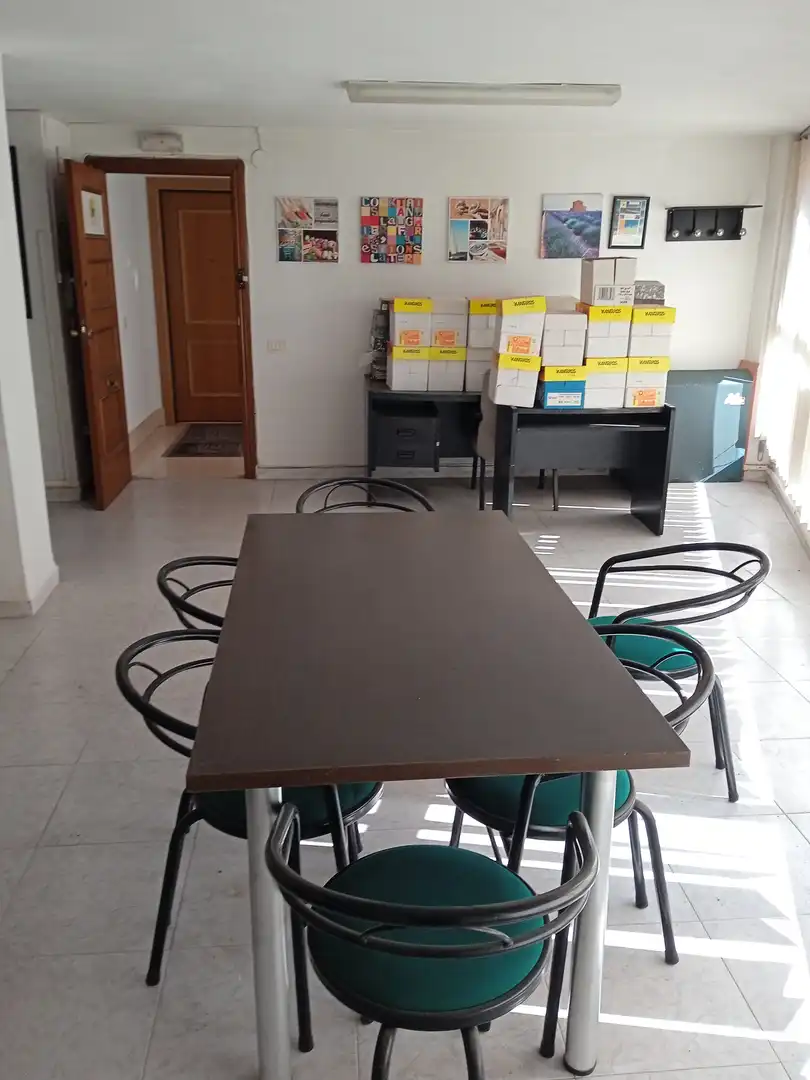 Bureau à vendre à Piscinas