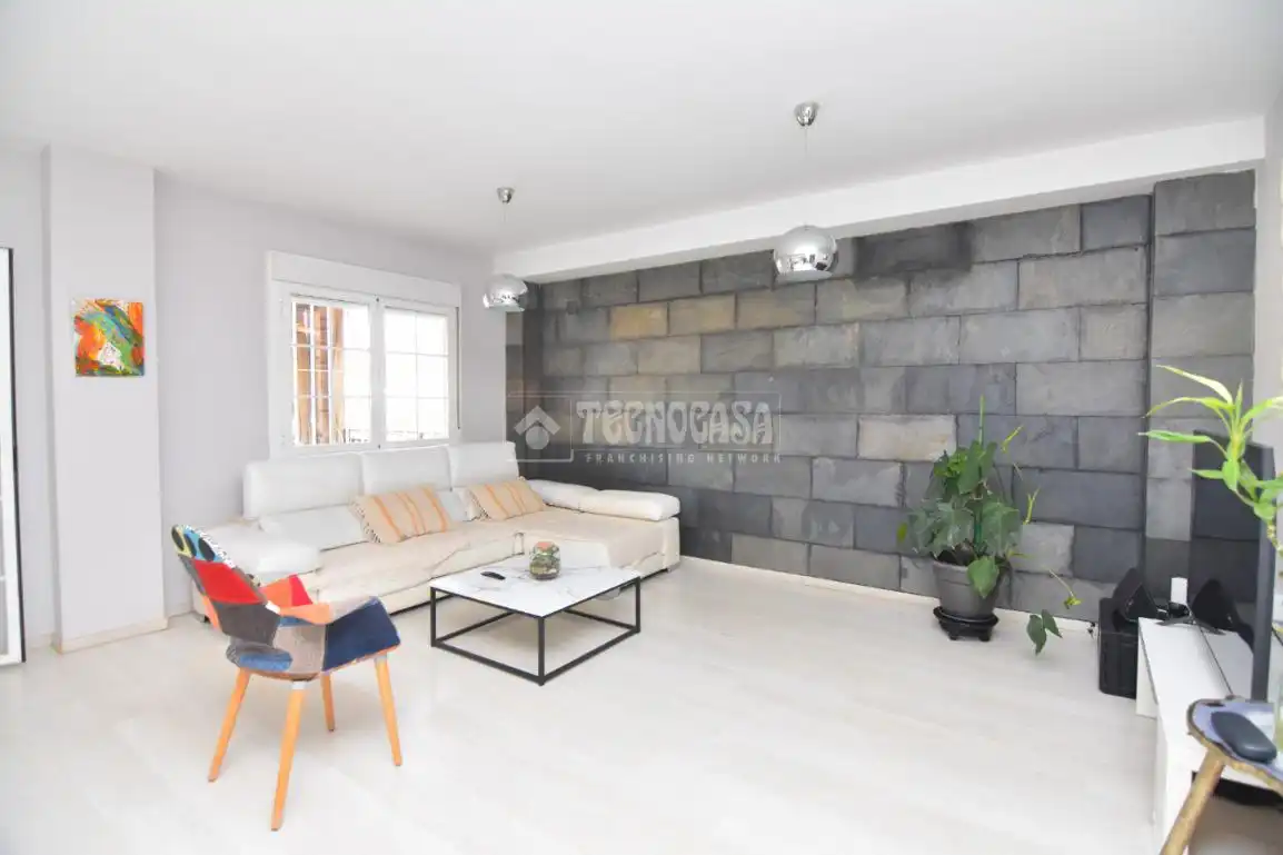 Casa pareada con jardín en venta en Centro, imagen 6