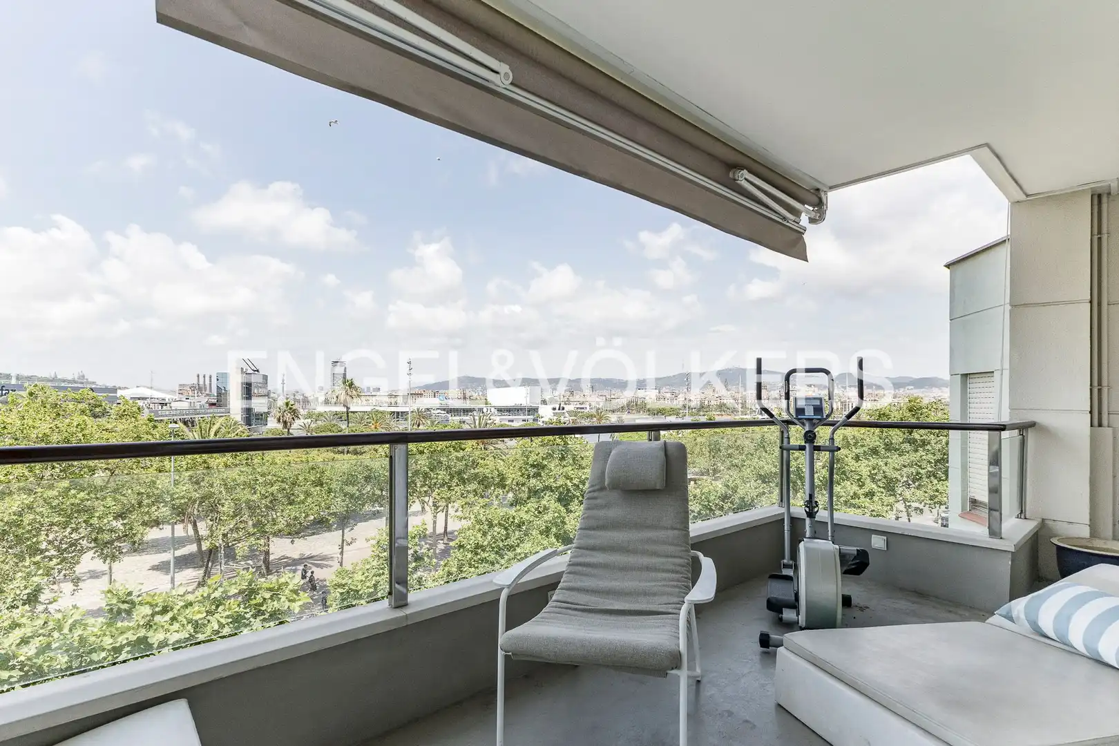 Terrasse von Wohnung zur Miete in Barcelona mit Klimaanlage, Heizung und Parkett