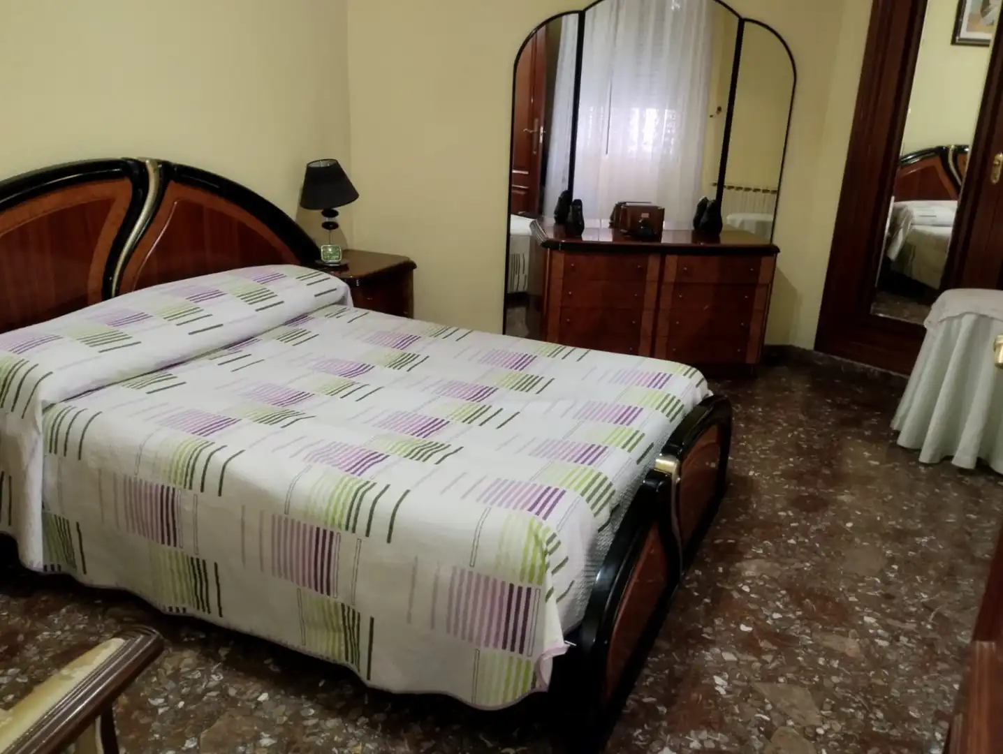 Habitación de Piso en venta en Alberite con Calefacción, Trastero y Amueblado