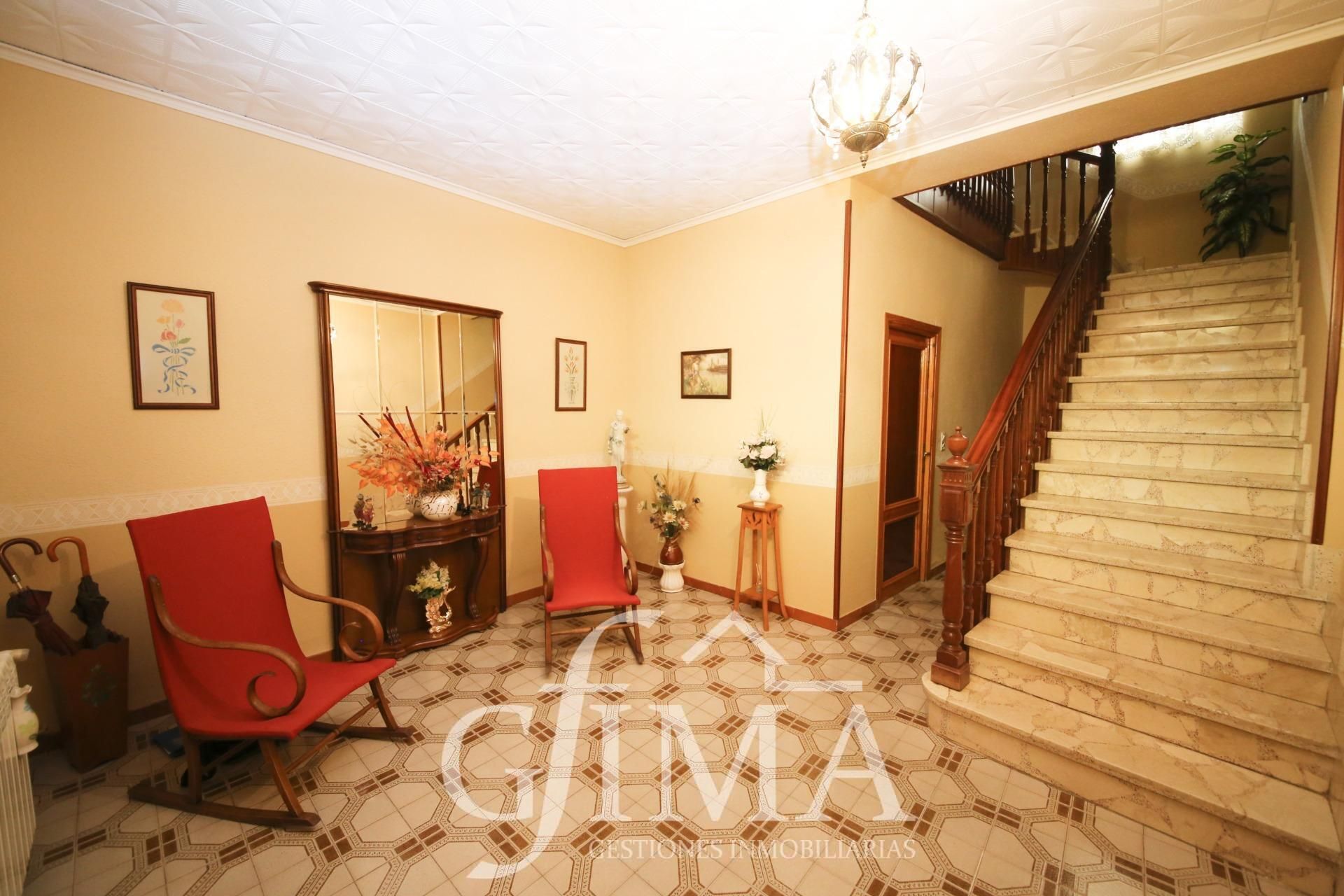 Casa o xalet en venda en Tomelloso amb Aire condicionat, Calefacció i Terrassa