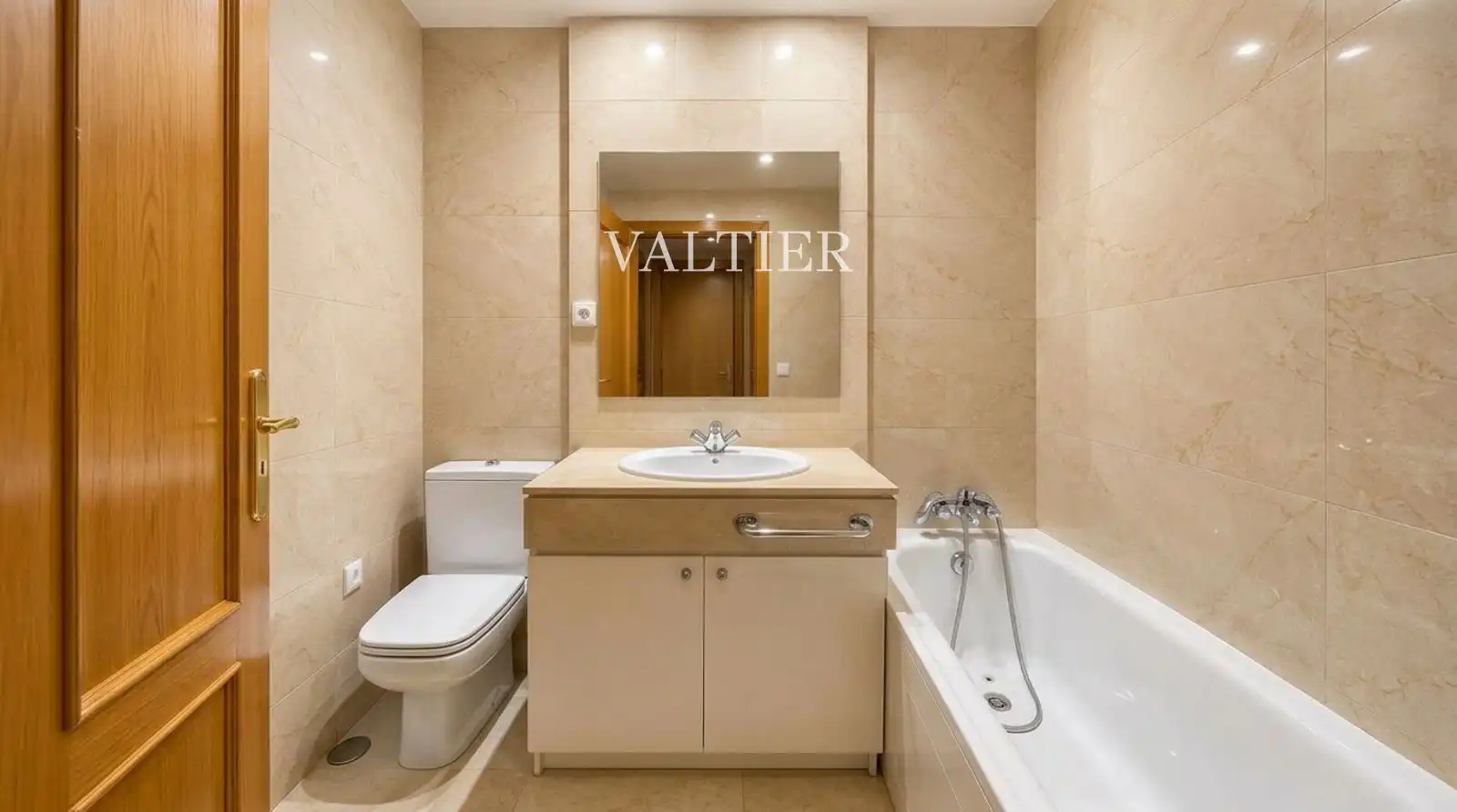Bathroom of Flat for rent in Arganzuela