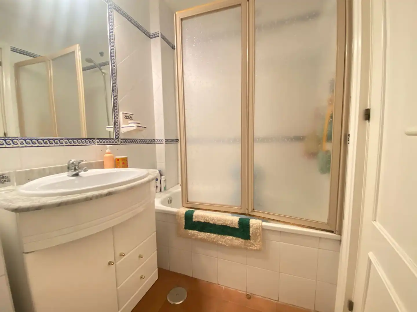Baño de Apartamento en venta en Islantilla con Terraza y Amueblado