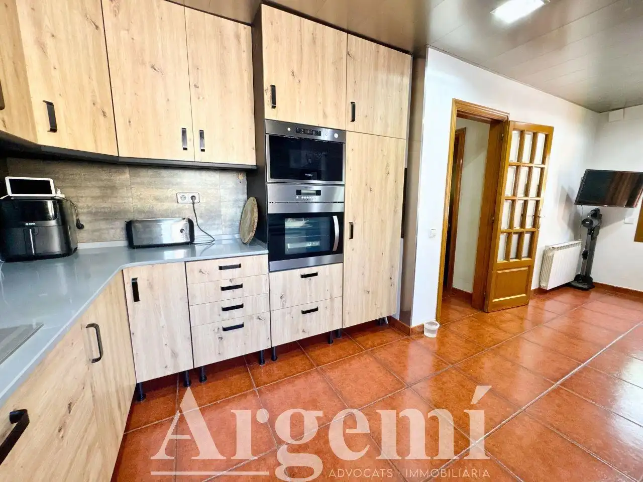 Cocina de Casa adosada en venta en Palau-solità i Plegamans con Calefacción, Jardín privado y Trastero