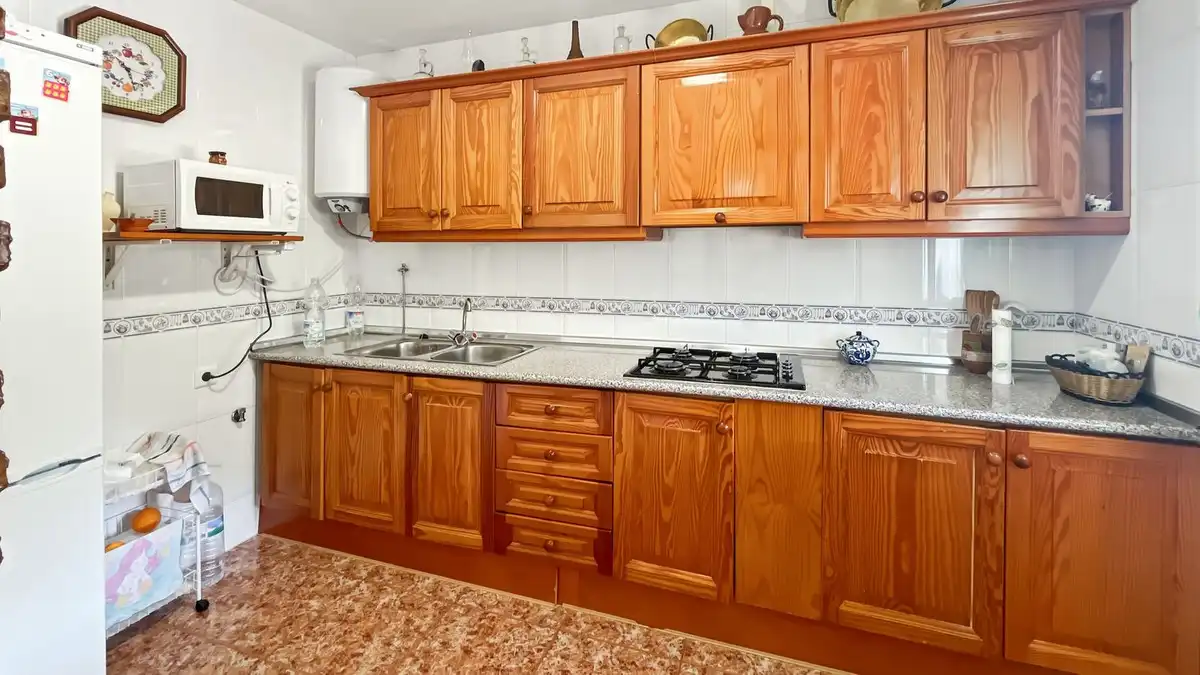Cuina de Finca rústica en venda en Málaga amb Aire condicionat, Traster i Piscina