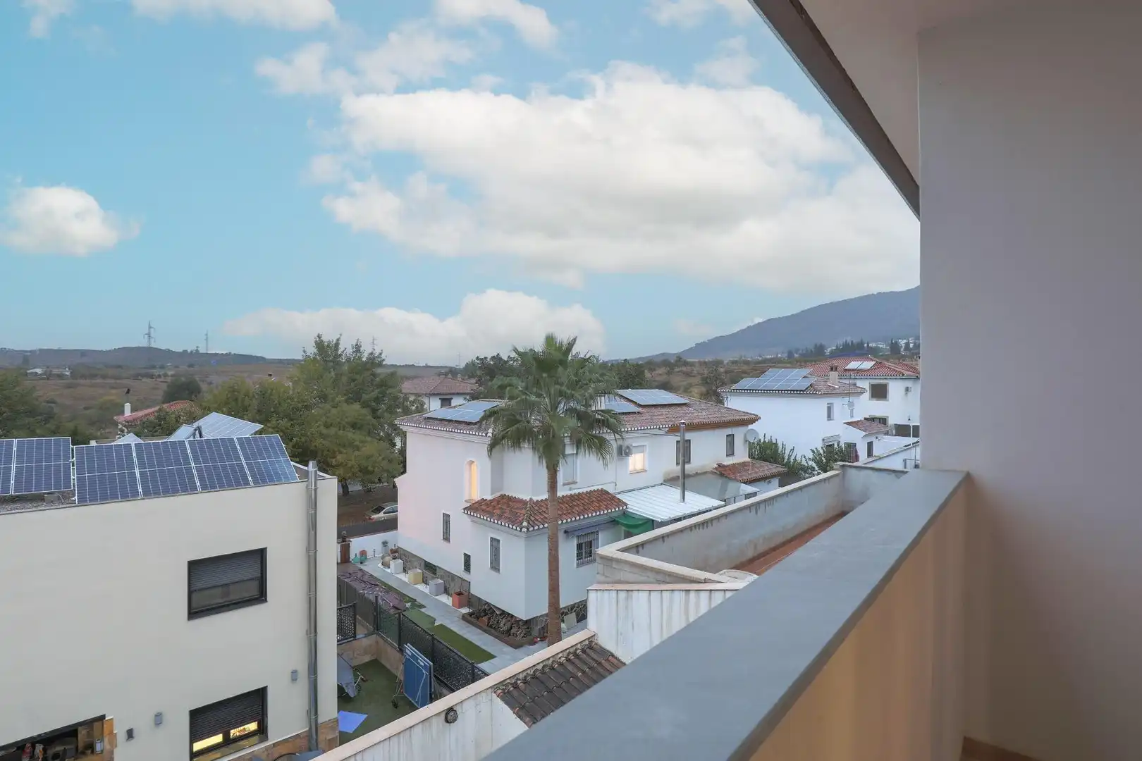 Außenansicht von Haus oder Chalet zum Verkauf in Padul mit Klimaanlage, Heizung und Privatgarten