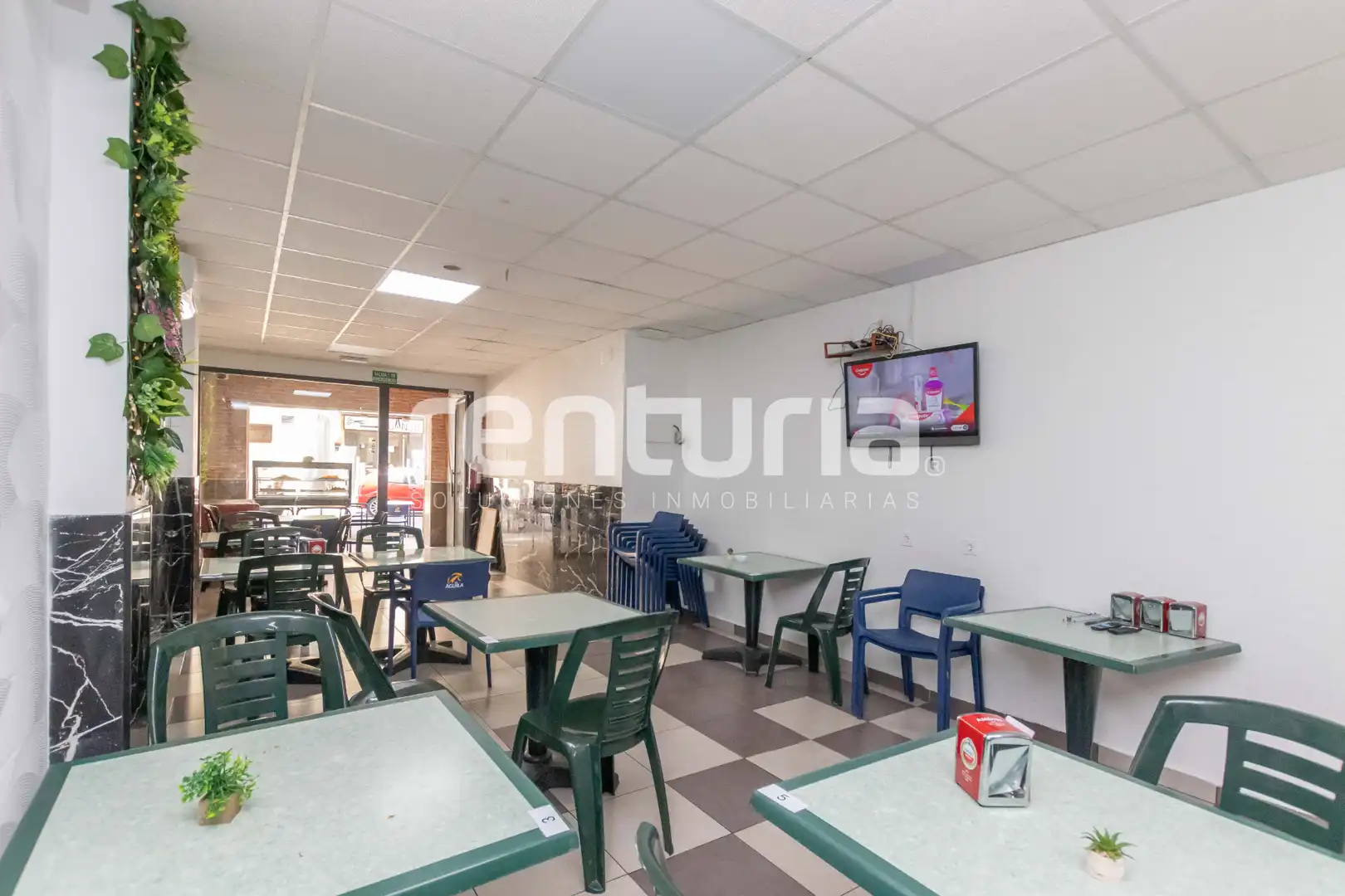 Local en venta en Gandia con Aire acondicionado, Terraza y Amueblado