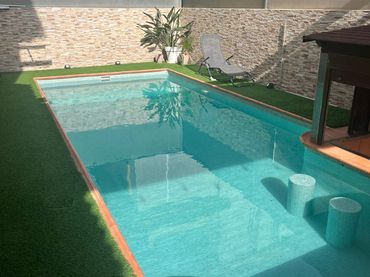 Adossat amb piscina en venda a Calle Calle Zurbaran