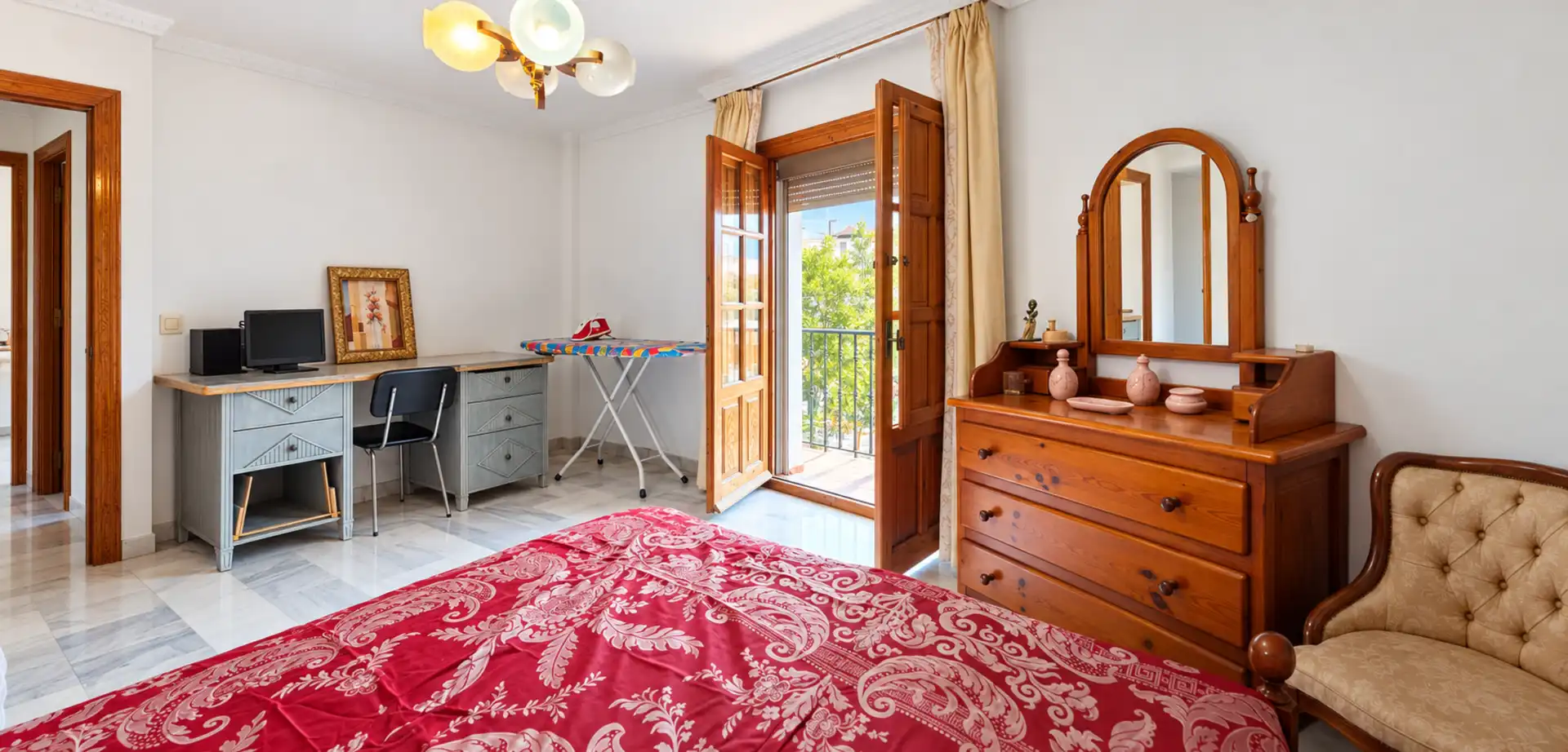 Casa aparellada en venda a Estepona Pueblo, imagen 28