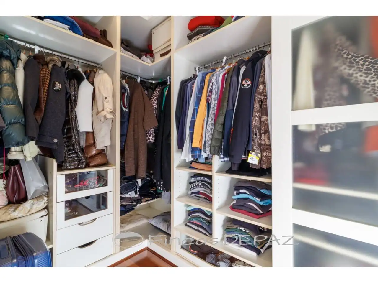 Bedroom of Detached homes for sale in Castelldefels  with Air Conditioner, Heating and Terrace