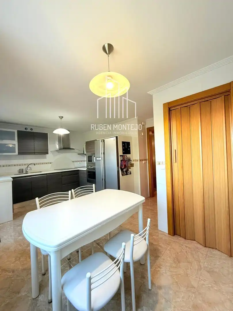 Cocina de Casa adosada en venta en Galindo y Perahuy con Calefacción, Jardín privado y Terraza