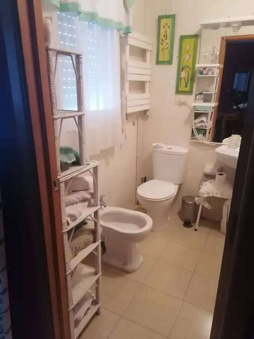 Bathroom of Houses for sale in Ourense Capital   with Heating, Private garden and Terrace