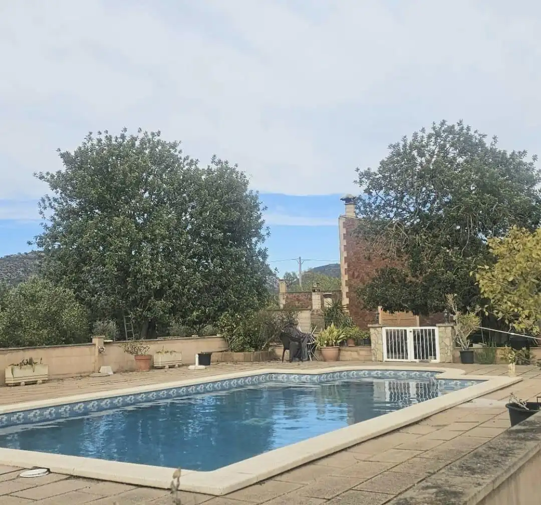 Maison rustique avec piscine à vendre à Llucmajor pueblo