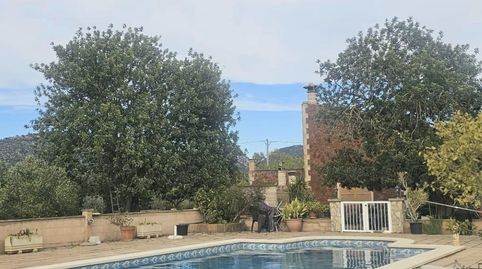 Encantadora Finca Rústica en Llucmajor con Piscina y Amplios Espacios