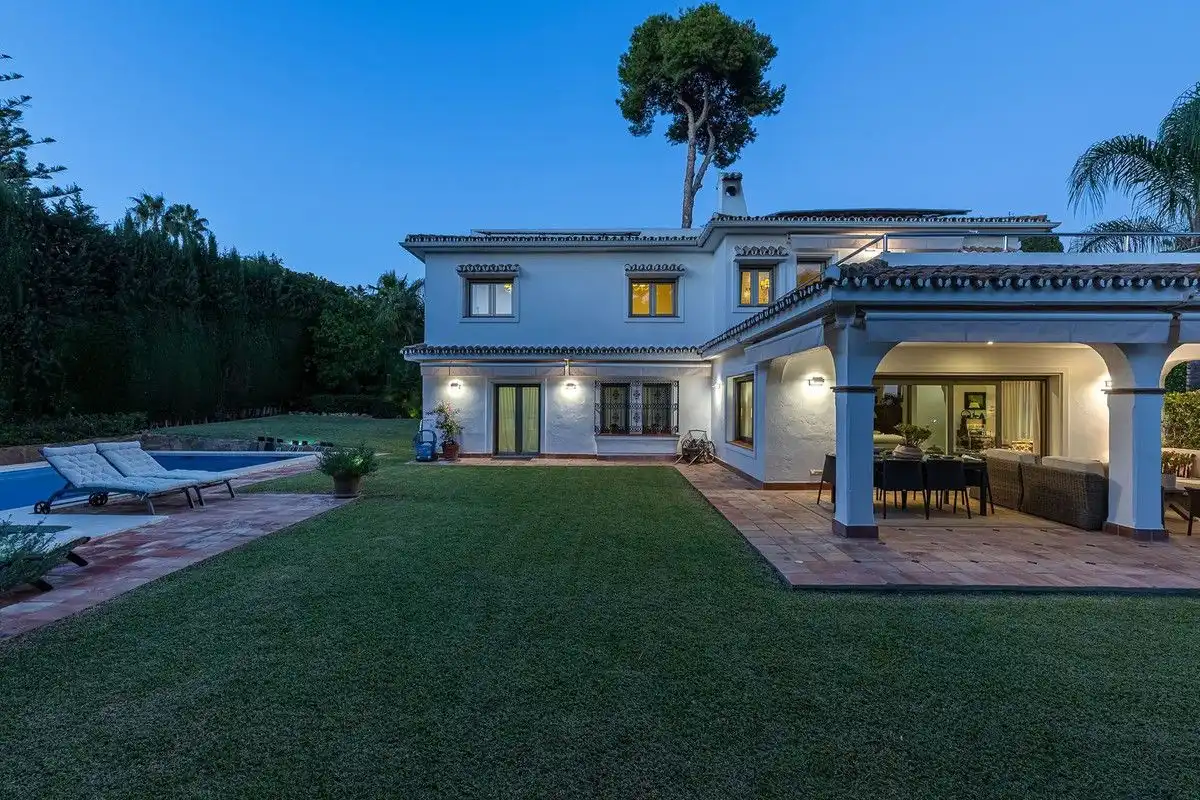 Chalet con piscina en venta en Calahonda, imagen 30