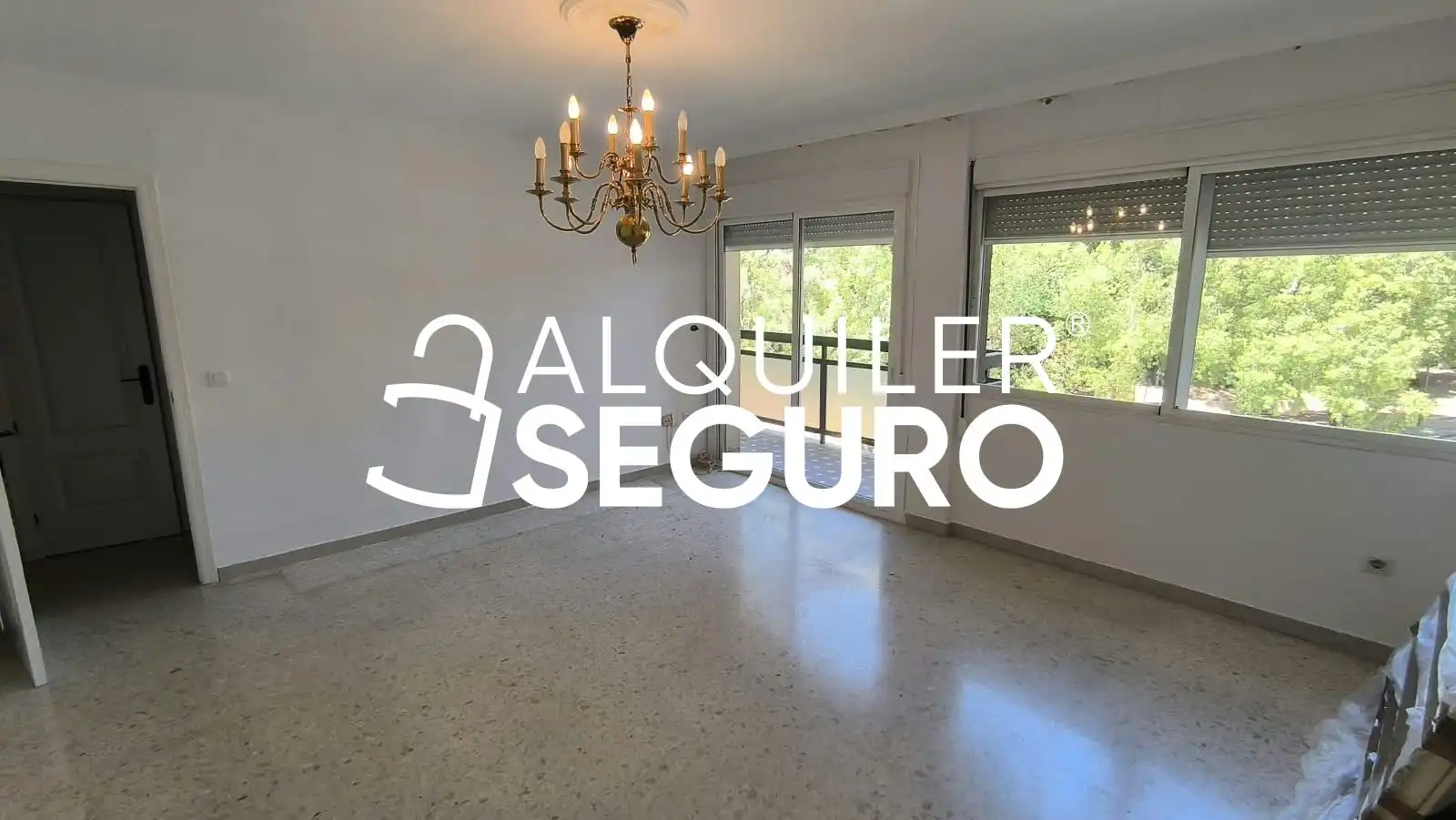 Exterior view of Flat for rent in Sevilla  with Air Conditioner
