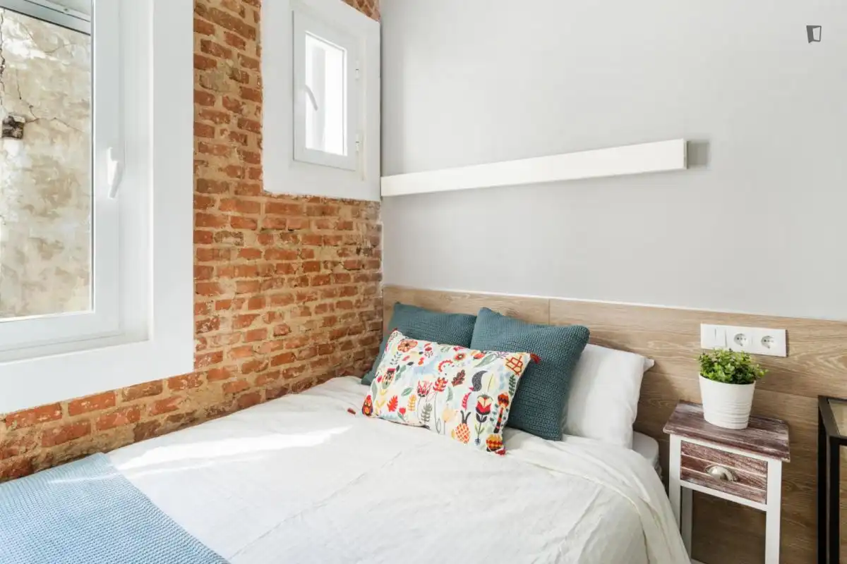Habitació a Embajadores - Lavapiés