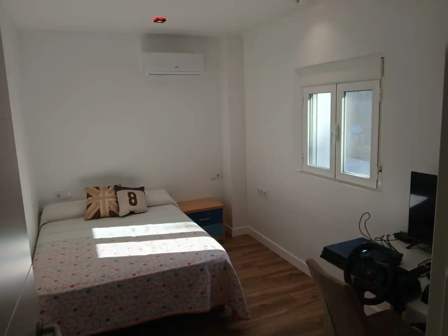 Habitación de Casa o chalet en venta en Torrent con Calefacción, Jardín privado y Terraza