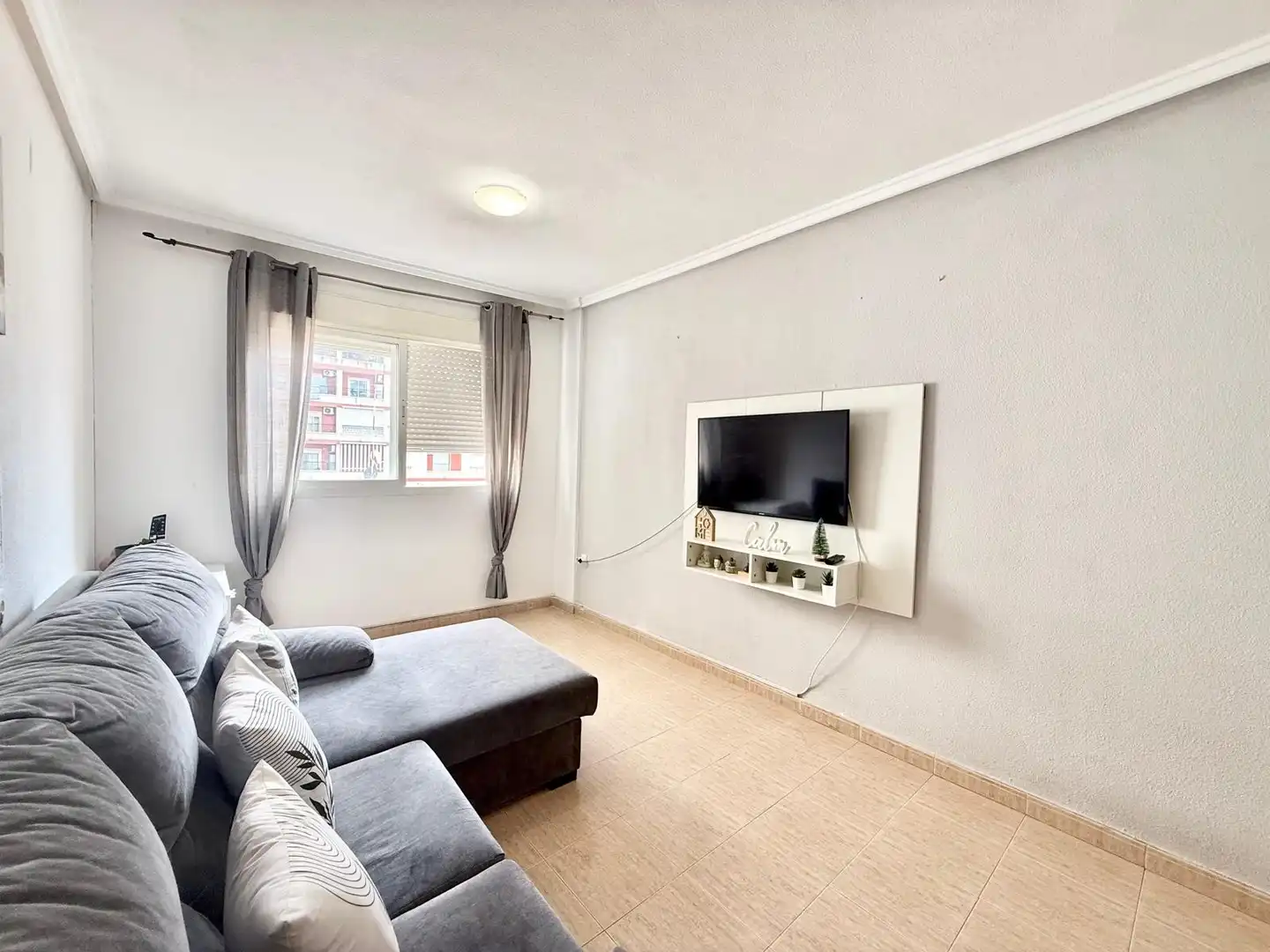 Apartamento con piscina en alquiler en Centro, imagen 2