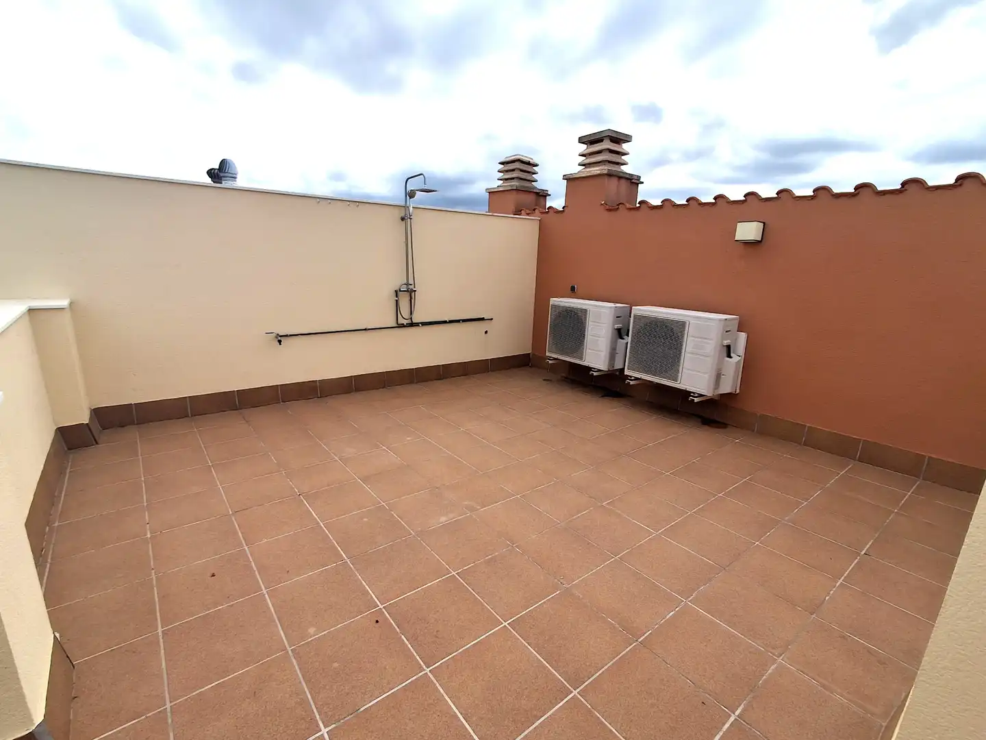 Terrassa de Casa adosada en venda en Mont-roig del Camp amb Aire condicionat, Jardí privat i Terrassa