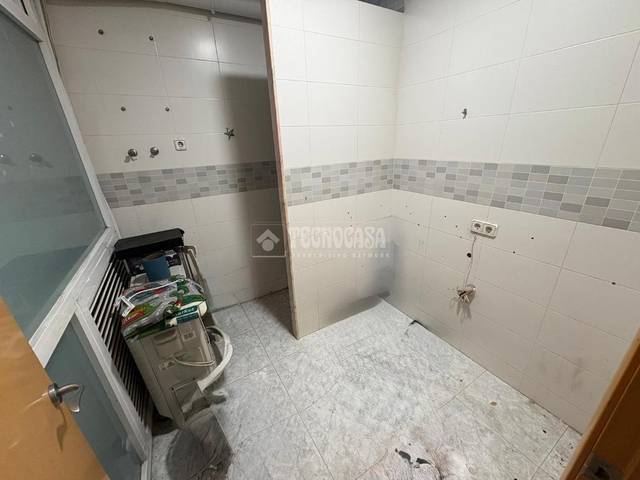 Local comercial en Venta en Besós