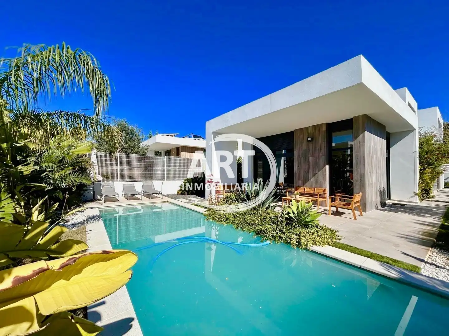 Vista exterior de Casa o chalet en venta en Bétera con Aire acondicionado, Calefacción y Jardín privado