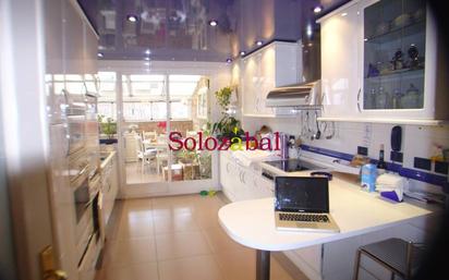 Kitchen of Flat for sale in  Logroño  with Terrace and Storage room