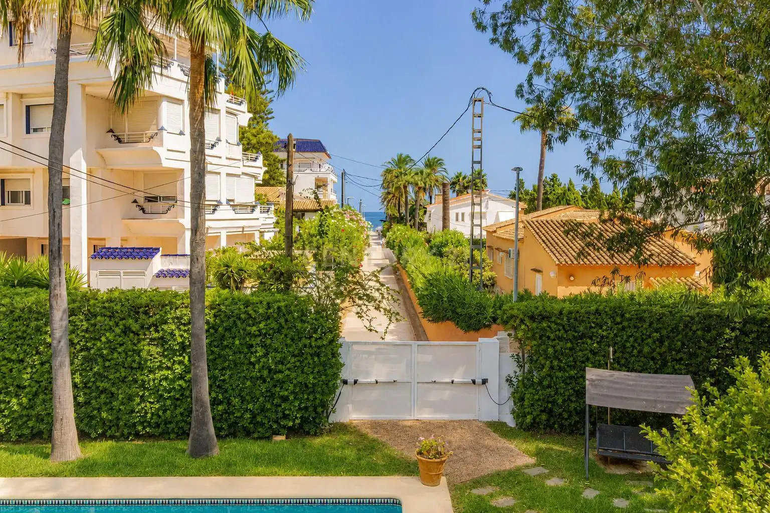 Exterior view of Houses for sale in Dénia  with Air Conditioner, Private garden and Storage room