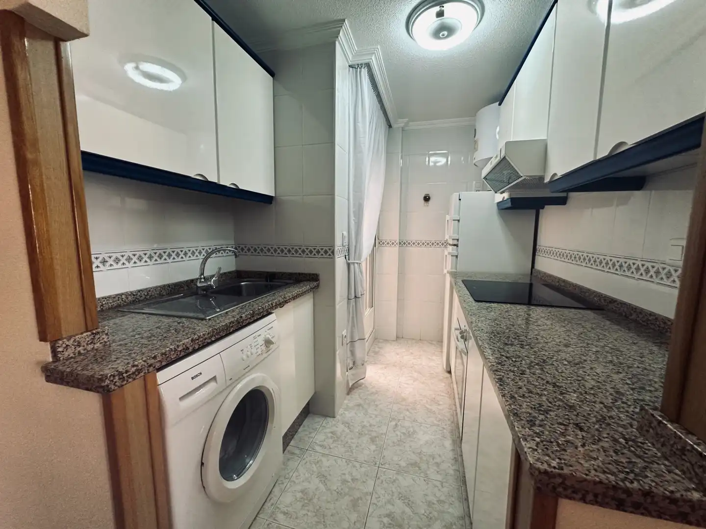 Küche von Wohnung zur Miete in Santa Pola mit Klimaanlage, Terrasse und Möbliert
