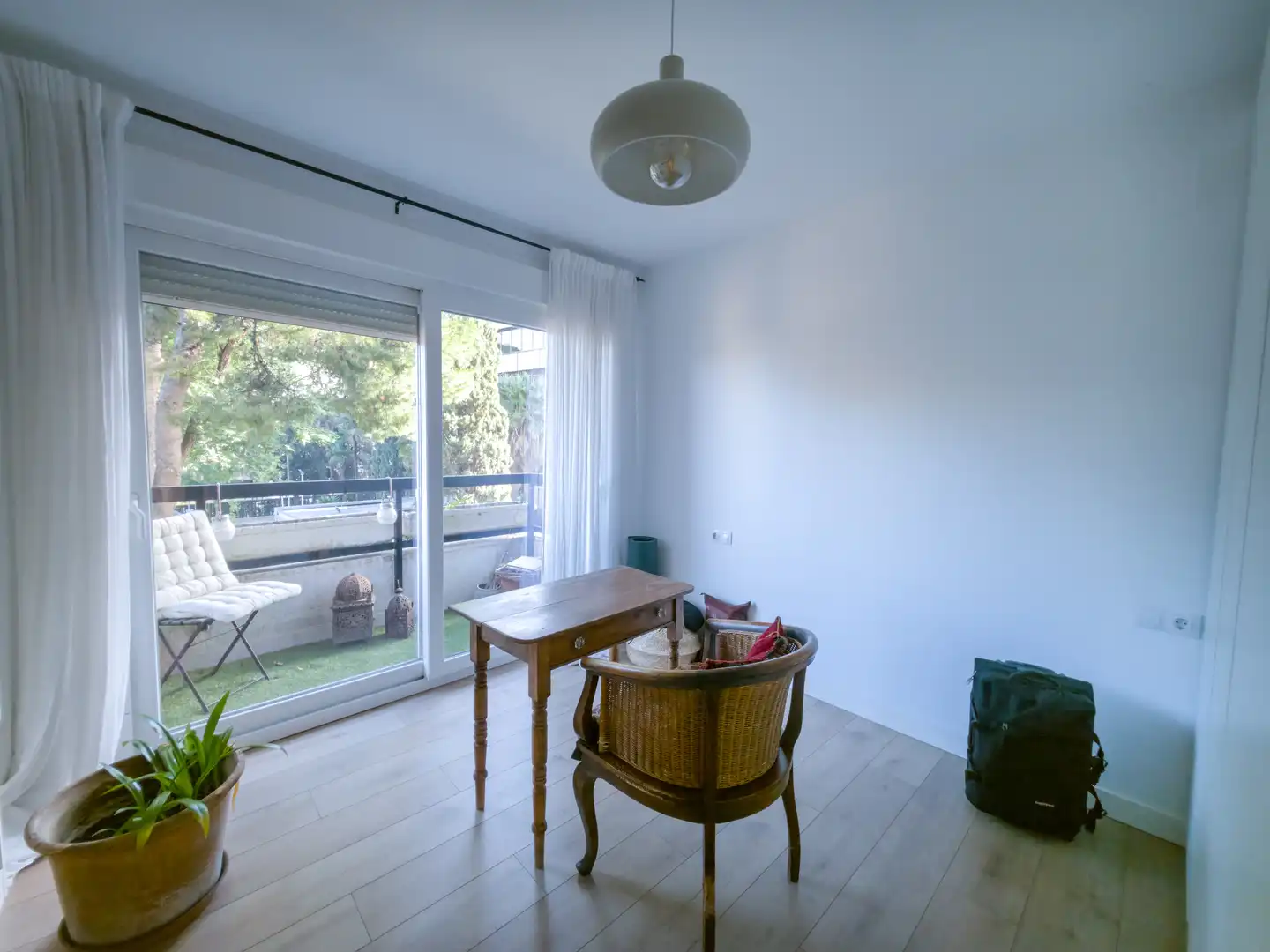 Bedroom of Apartments for sale in Sevilla  with Air Conditioner and Terrace