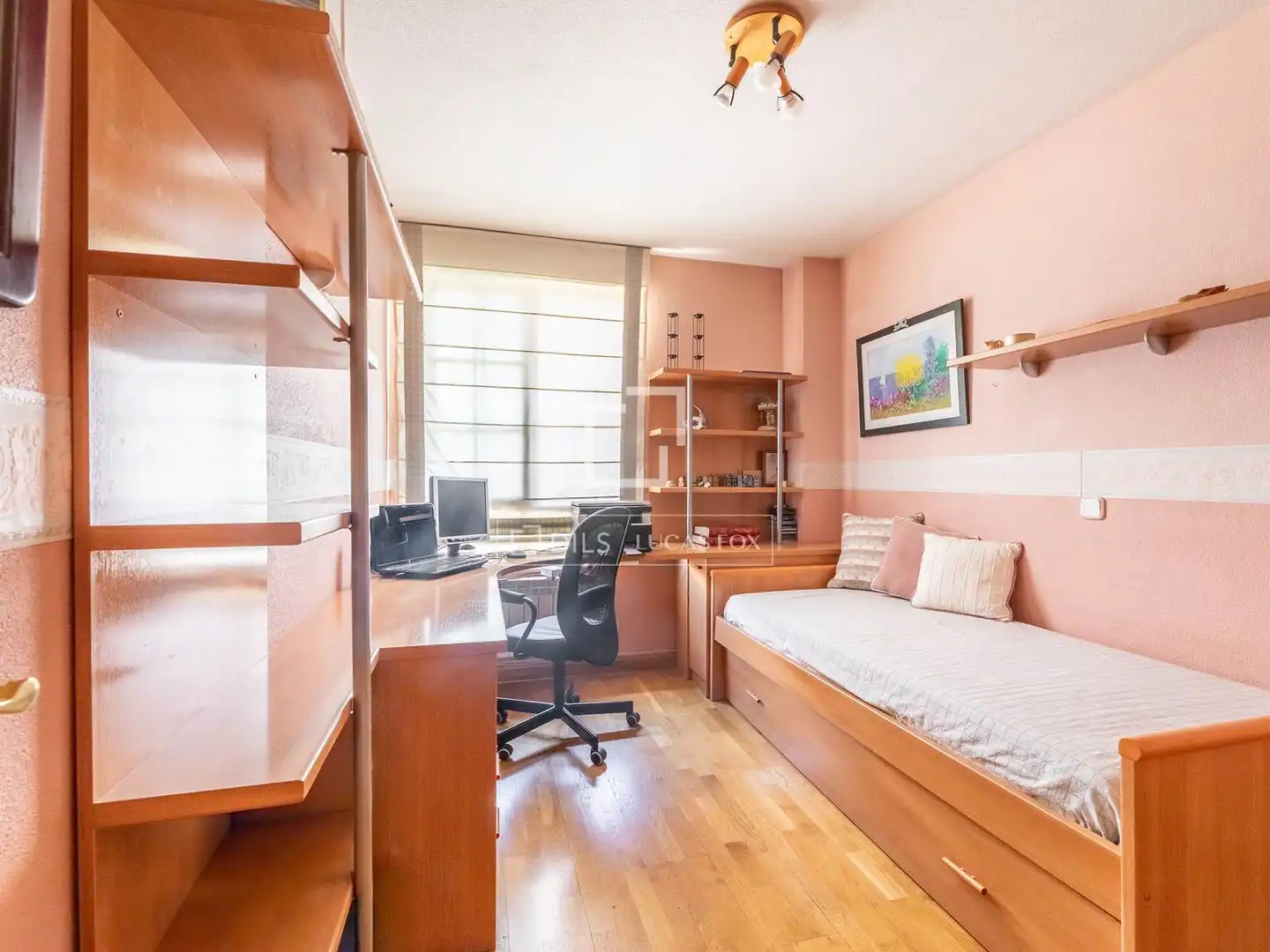Bedroom of Attic for sale in Majadahonda  with Terrace, Storage room and Swimming Pool