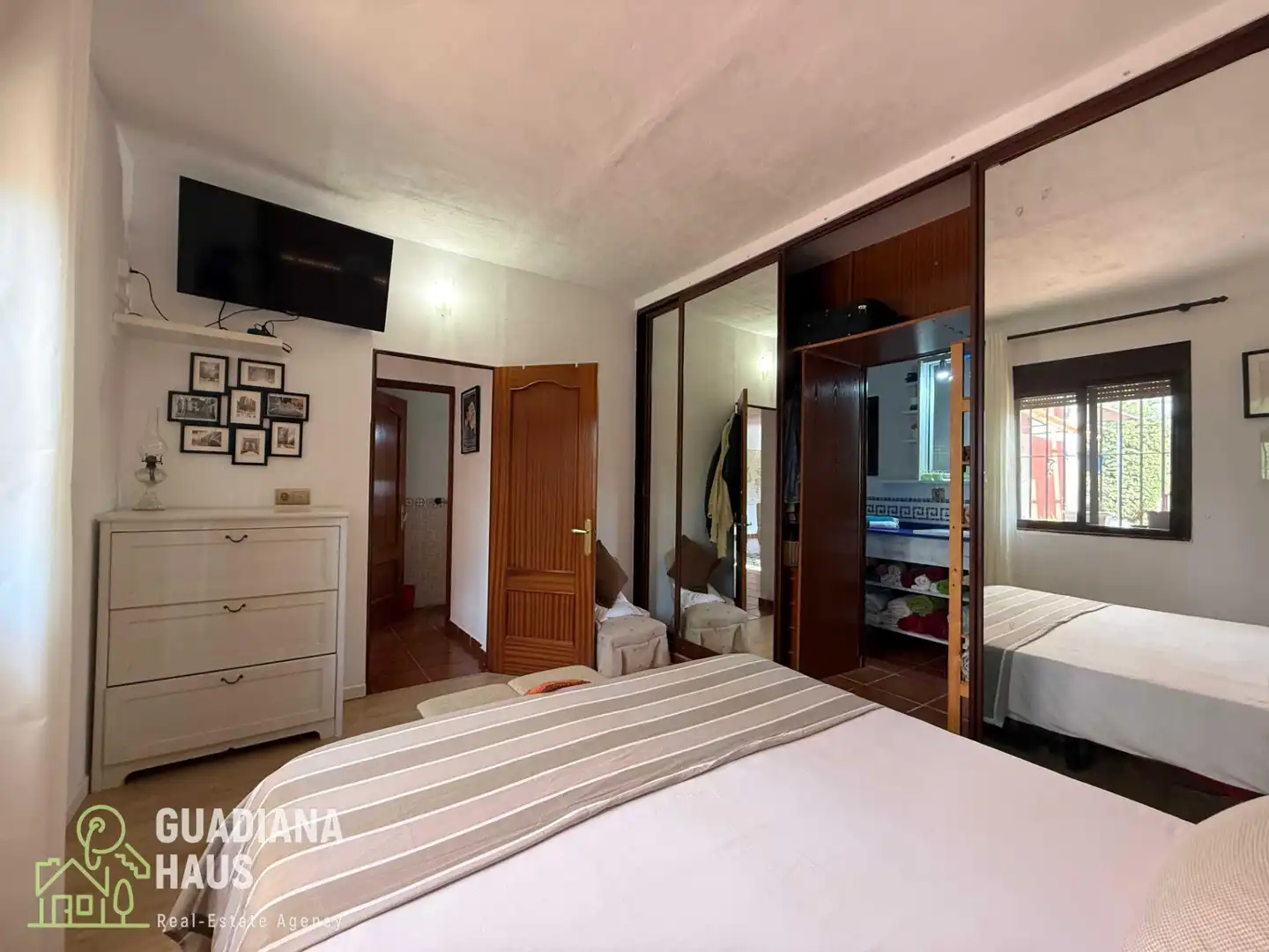 Habitación de Finca rústica en venta en Lepe con Trastero y Piscina